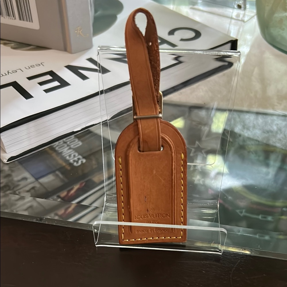 Louis Vuitton Brown Leather Luggage Tag